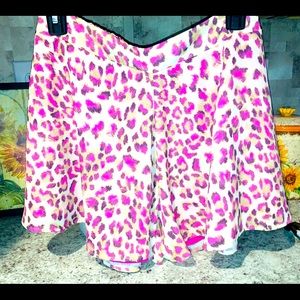“Adrienne” brand gorgeous Pink Leopard 100% Polyester flowy Dress Shorts